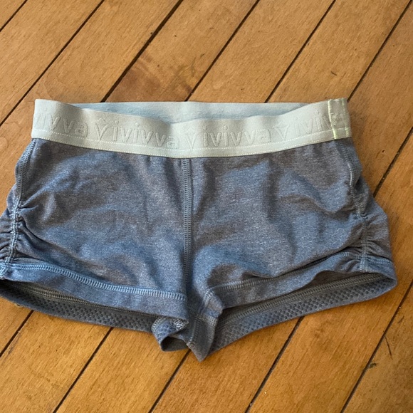 Ivivva girls athletic shorts - Picture 1 of 4